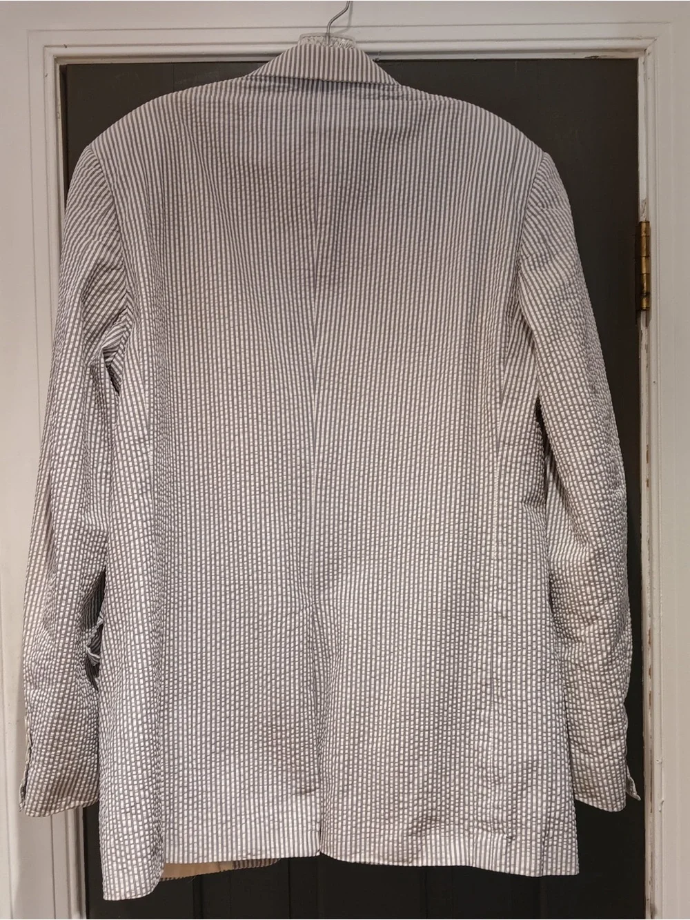 Classic Men's Seersucker Blazer in Cream & Navy Stripe, cotton